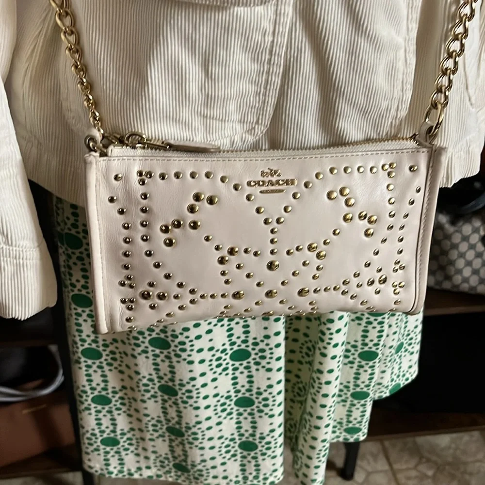Coach stud Rivet Cream-Gold Leather crossbody purse. In GUC - Picture 12 of 16